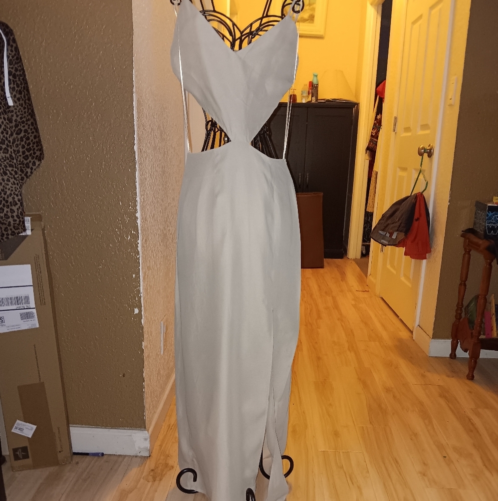 Euc Zara  Ream Colored Dress With Cut Outs V Neck Elegent Gown